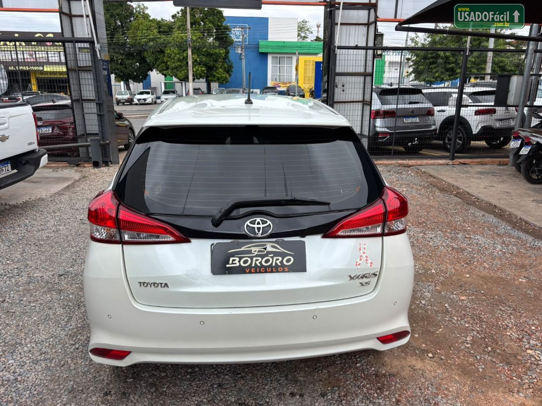 Toyota Yaris Hatch XS 1.5 Automático Flex 2019/2019 — foto 6 de 13
