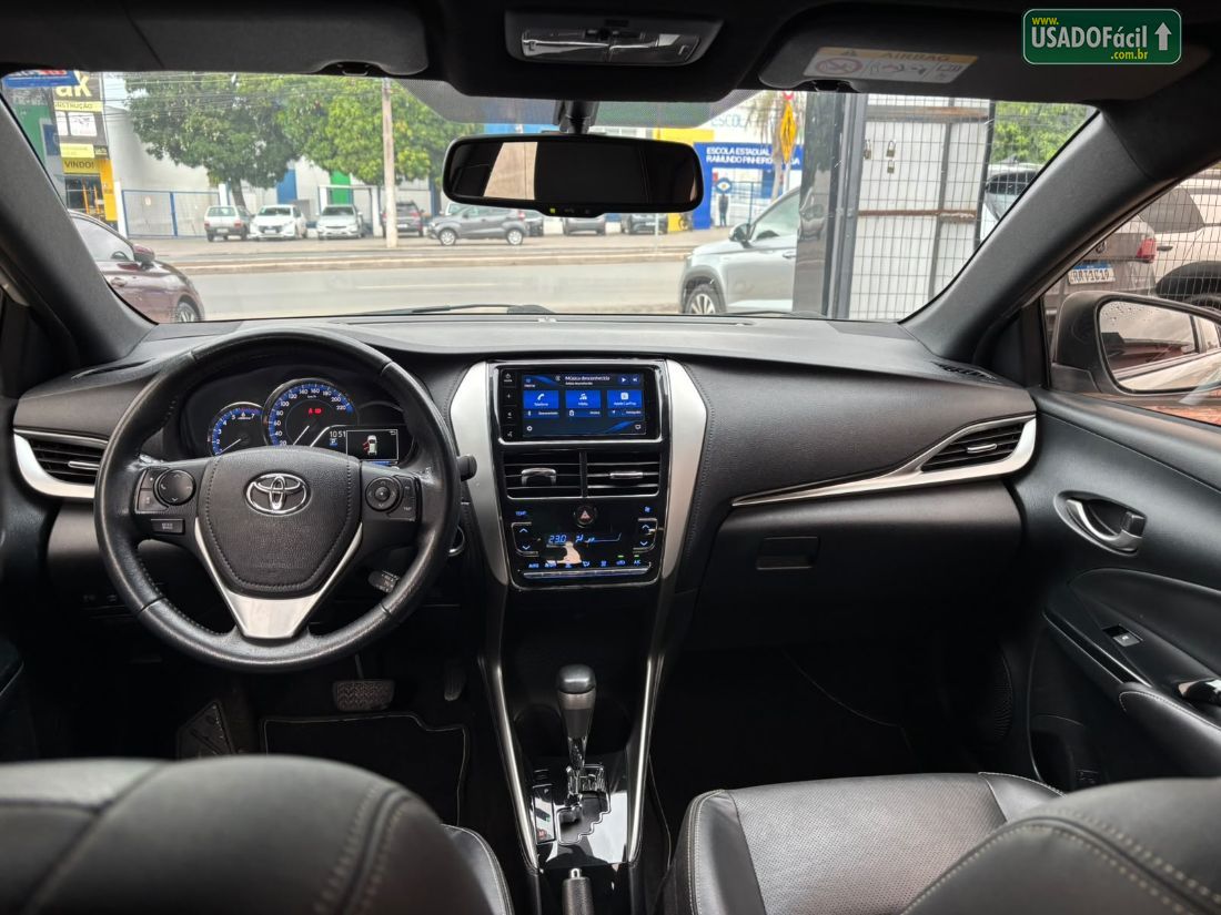 Toyota Yaris Hatch XS 1.5 Automático Flex 2019/2019 — foto 8 de 13