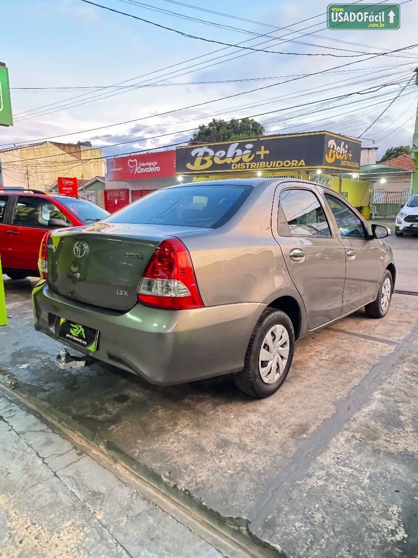 Toyota Etios Sedan X 1.5 Automático Flex 2017/2017 — foto 5 de 12