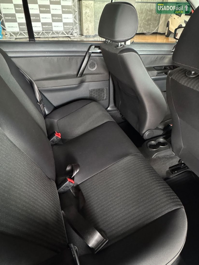 Volkswagen Polo Sedan 1.6 Mi Total Flex 2014/2014 — foto 16 de 17