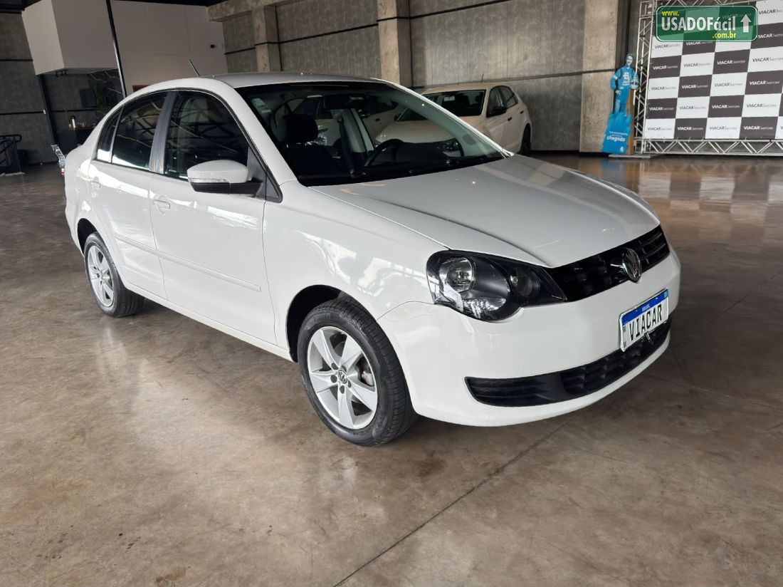 Volkswagen Polo Sedan 1.6 Mi Total Flex 2014/2014 — foto 7 de 17