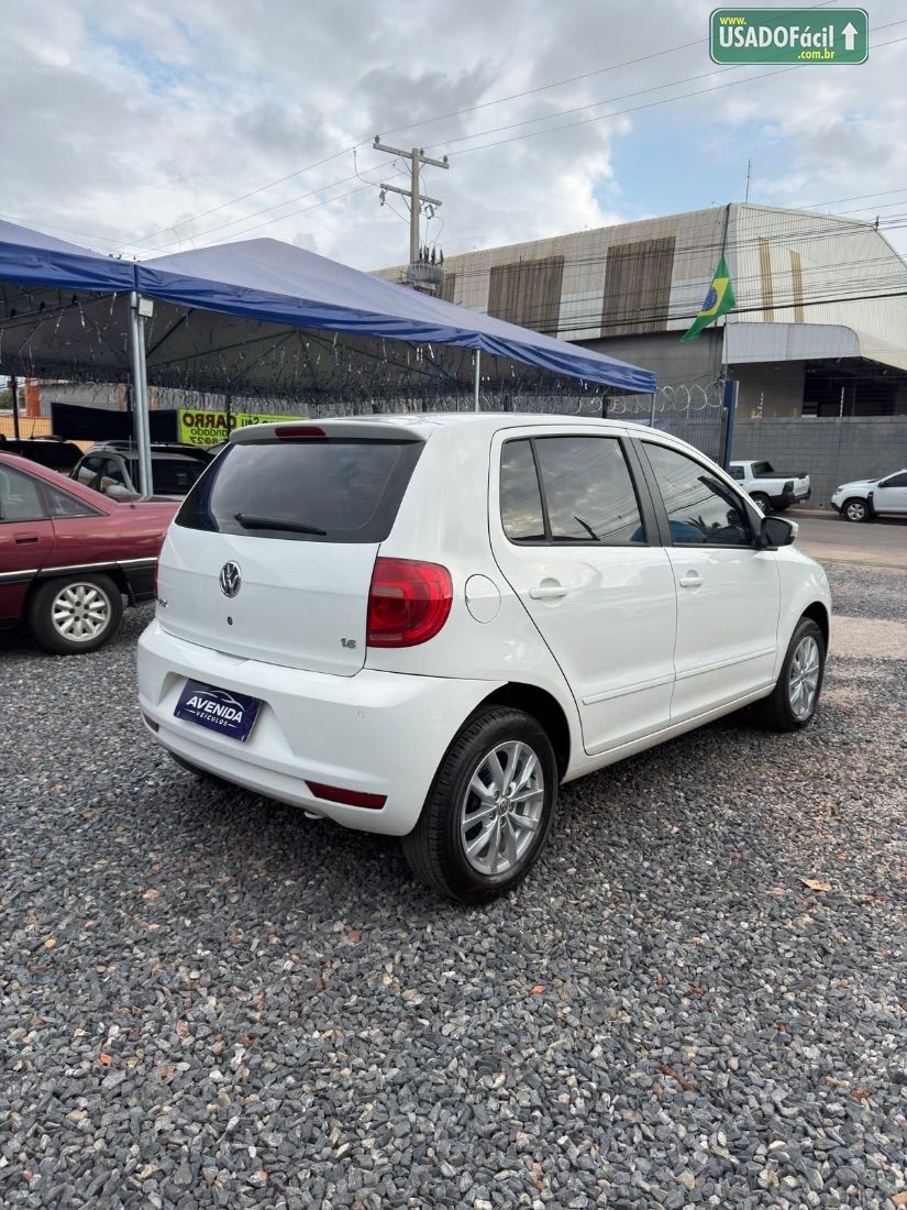 Volkswagen Fox 1.6 I Motion 4P Total Flex 2014/2014 — foto 4 de 18