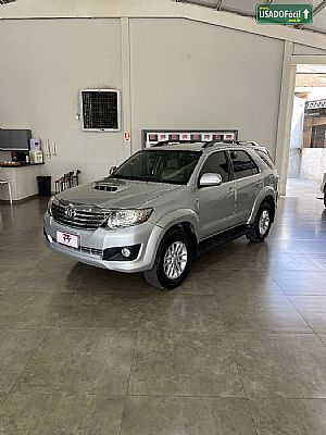 Toyota Hilux Sw4 SRV D4-D 4X4 3.0 TDI DIES. AUT 2012
