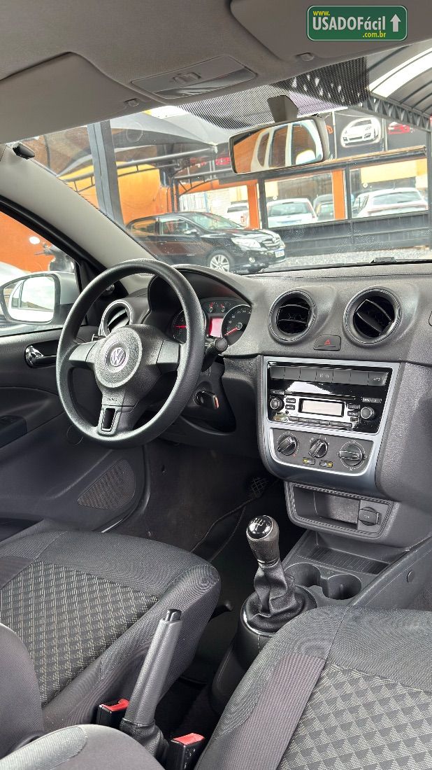 Volkswagen Voyage Comfortline 1.0 Total Flex 2015/2016 — foto 16 de 17