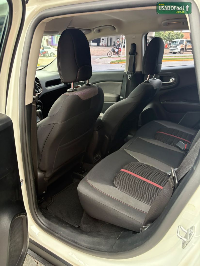 Fiat Toro Freedom 1.8 Automático Flex 2020/2021 — foto 9 de 11