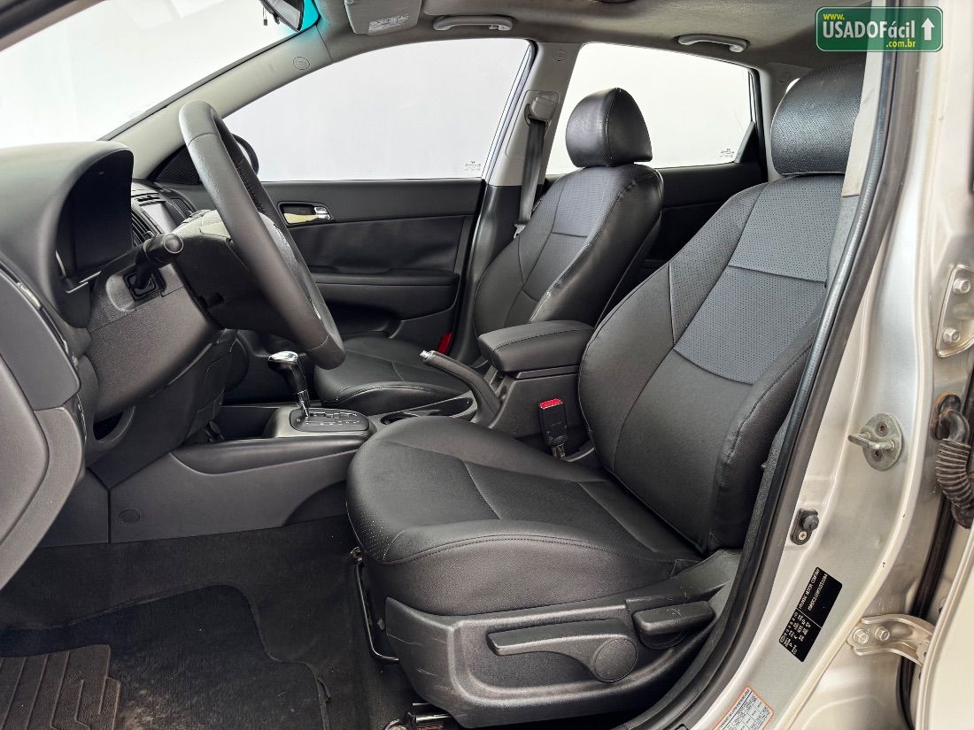 Hyundai I30 2.0 16V Automático 5P 2011/2012 — foto 9 de 12