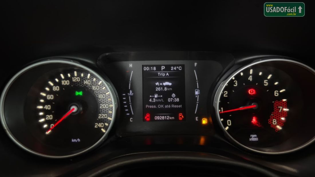 Fiat Toro Freedom 1.8 Automático Flex 2017/2017 — foto 11 de 12