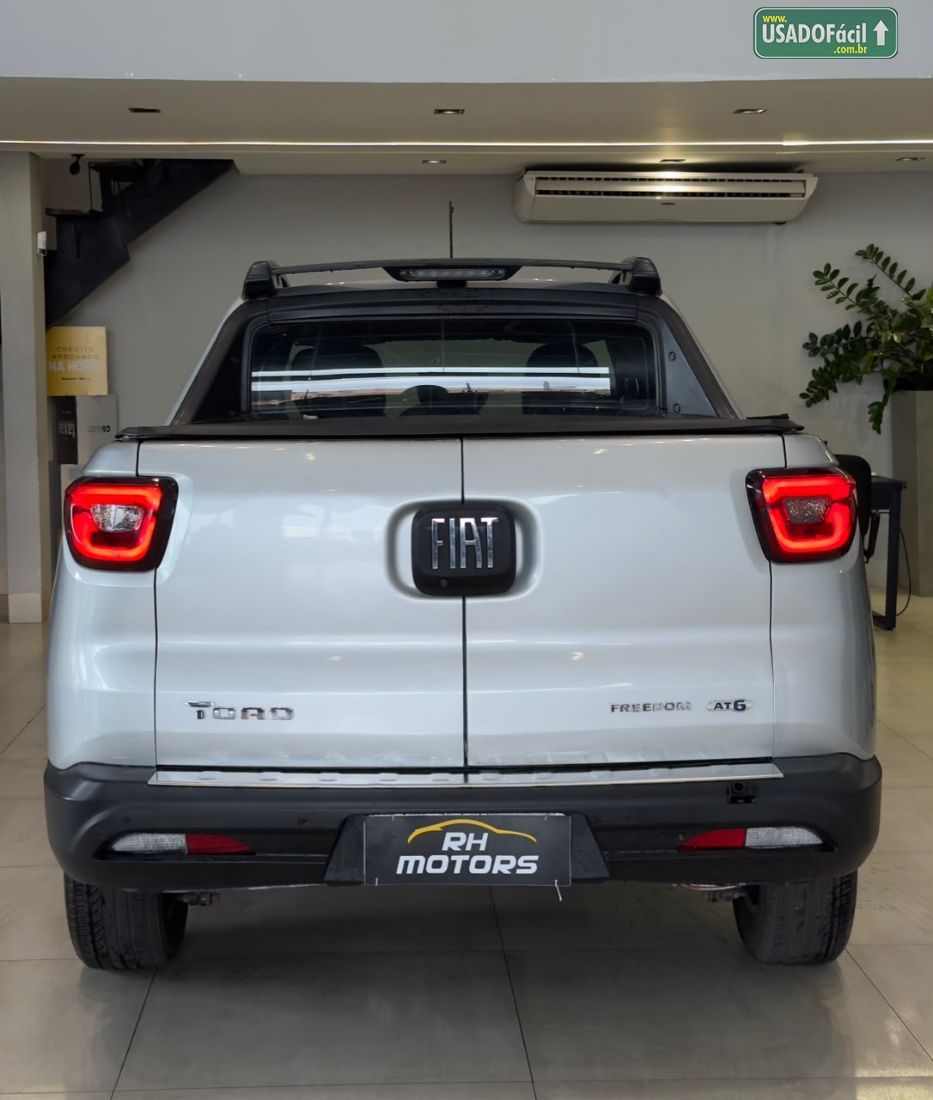 Fiat Toro Freedom 1.8 Automático Flex 2017/2017 — foto 5 de 12