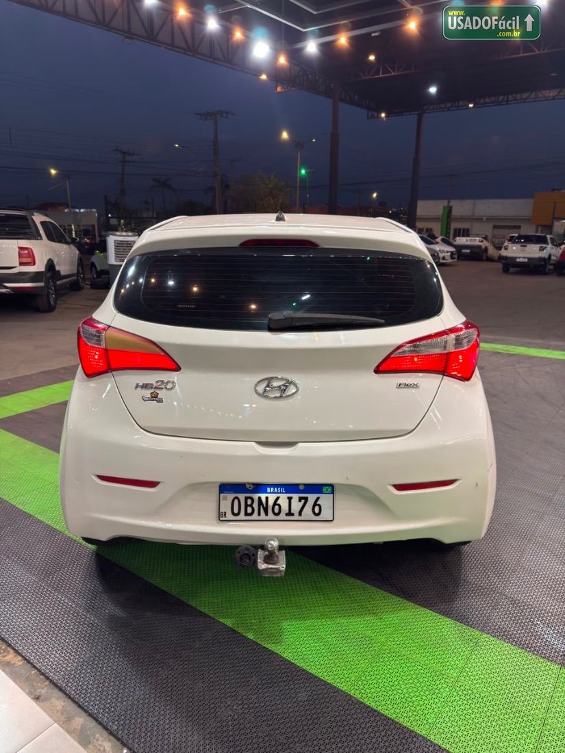 Hyundai HB20 Hatch Comfort Plus 1.0 Flex 2013/2014 — foto 2 de 12