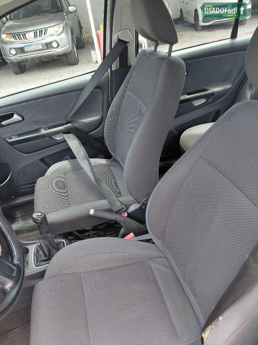 Volkswagen Fox 1.6 Mi 4P Total Flex 2011/2012 — foto 11 de 14