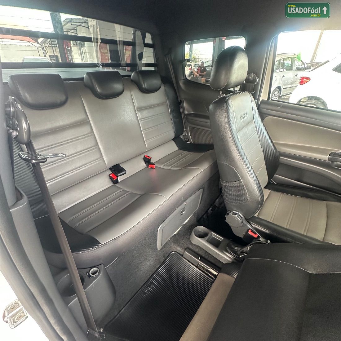 Volkswagen Saveiro Cross CD 1.6 Total Flex 2015/2016 — foto 8 de 10
