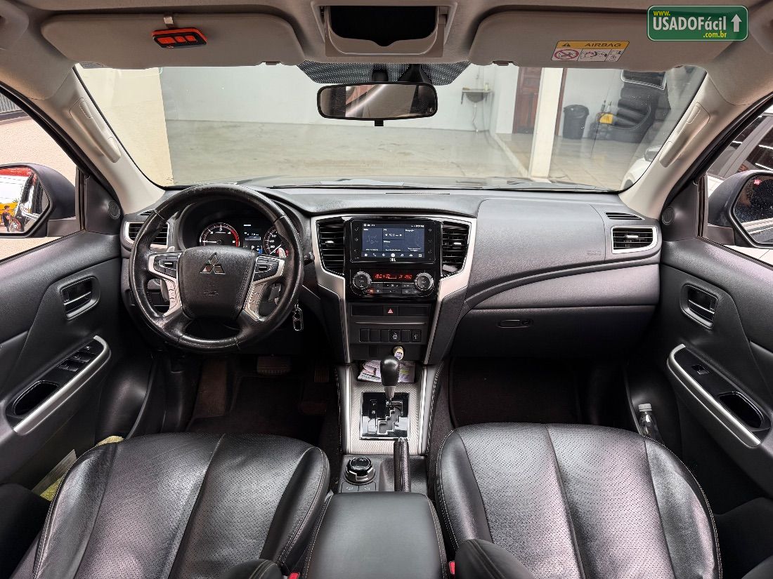 Mitsubishi L200 Triton Sport HPE CD 2.4 4x4 Automático Diesel 2021/2022 — foto 11 de 19