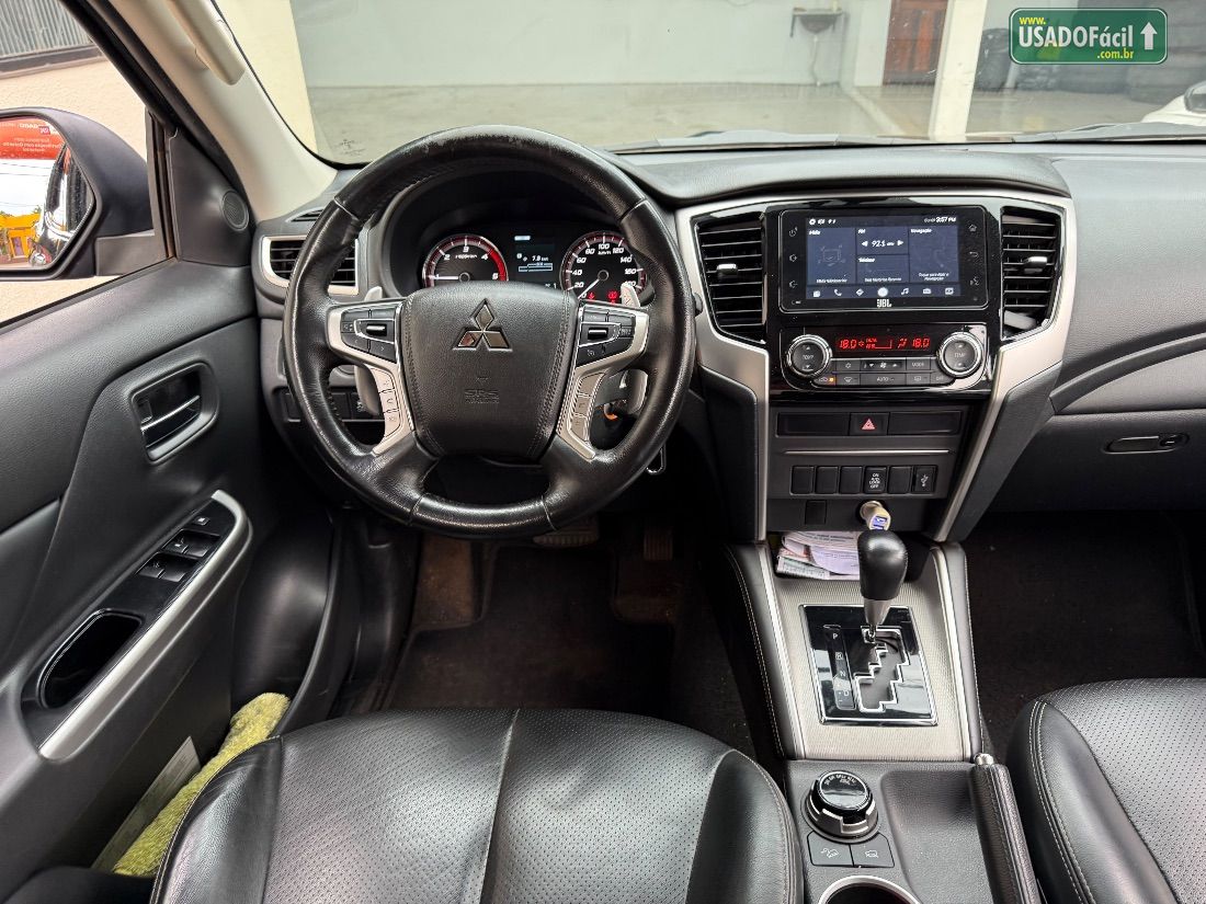 Mitsubishi L200 Triton Sport HPE CD 2.4 4x4 Automático Diesel 2021/2022 — foto 12 de 19