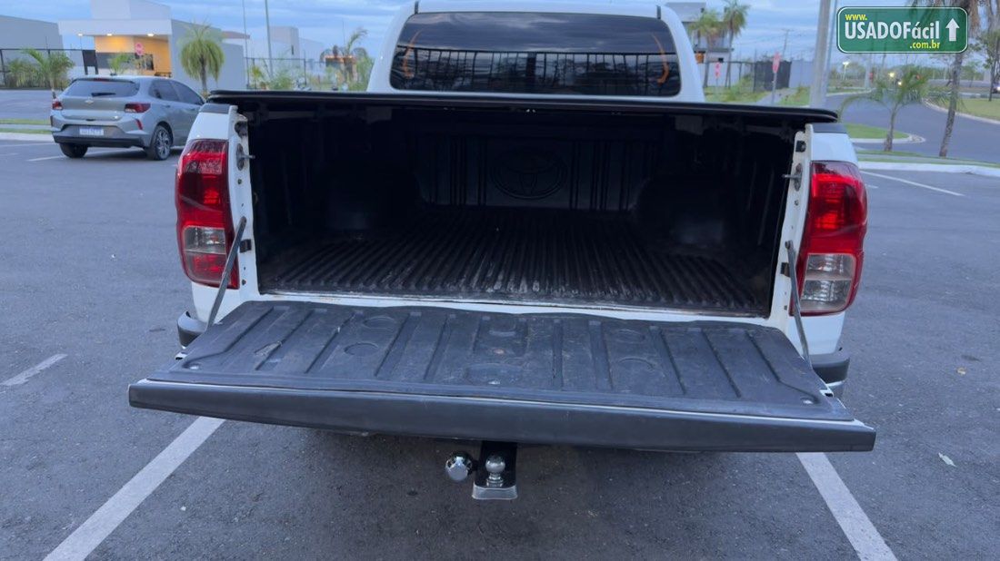 Toyota Hilux SR CD 2.8 4X4 TDI Automático Diesel 2019/2020 — foto 12 de 23