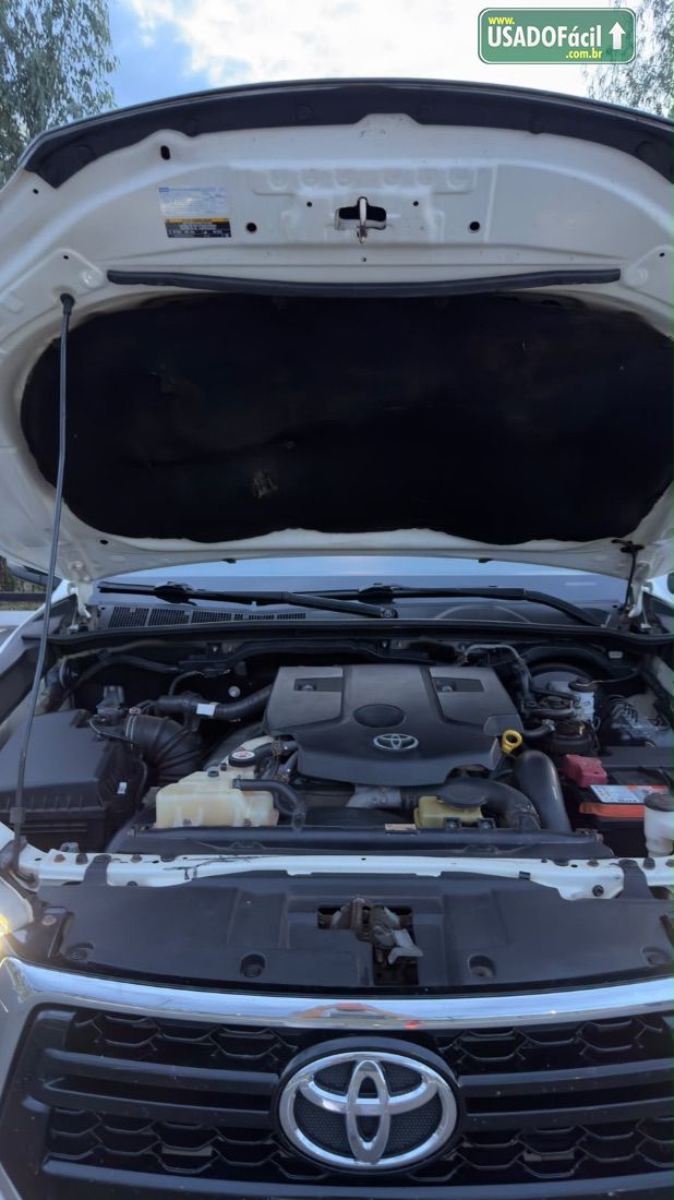 Toyota Hilux SR CD 2.8 4X4 TDI Automático Diesel 2019/2020 — foto 13 de 23