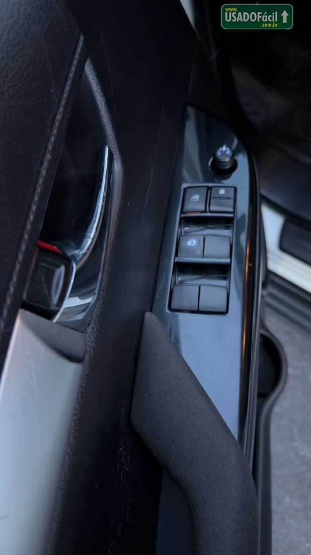 Toyota Hilux SR CD 2.8 4X4 TDI Automático Diesel 2019/2020 — foto 15 de 23