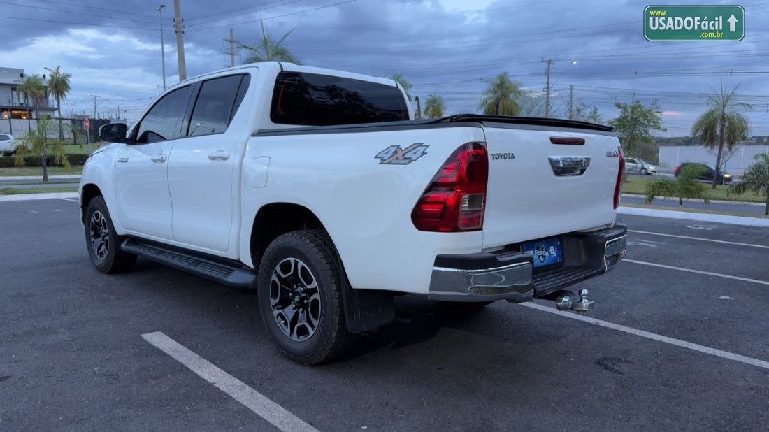 Toyota Hilux SR CD 2.8 4X4 TDI Automático Diesel 2019/2020 — foto 5 de 23