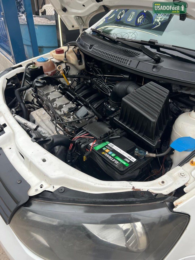 Volkswagen Voyage City 1.6 Mi Total Flex 2014/2015 — foto 15 de 17