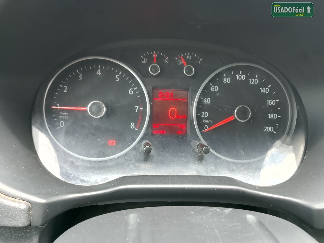 Volkswagen Voyage Comfortline 1.0 Total Flex 2015/2015 — foto 13 de 16