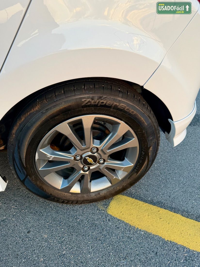 CHEVROLET/GM Onix Hatch Effect 1.4 Mecânico Flex 2015/2015 — foto 11 de 11