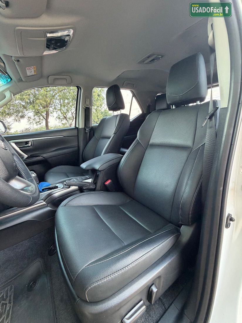 Toyota Hilux SW4 SRX Platinum 2.8 4x4 Turbo Automático Diesel 2024/2024 — foto 11 de 14