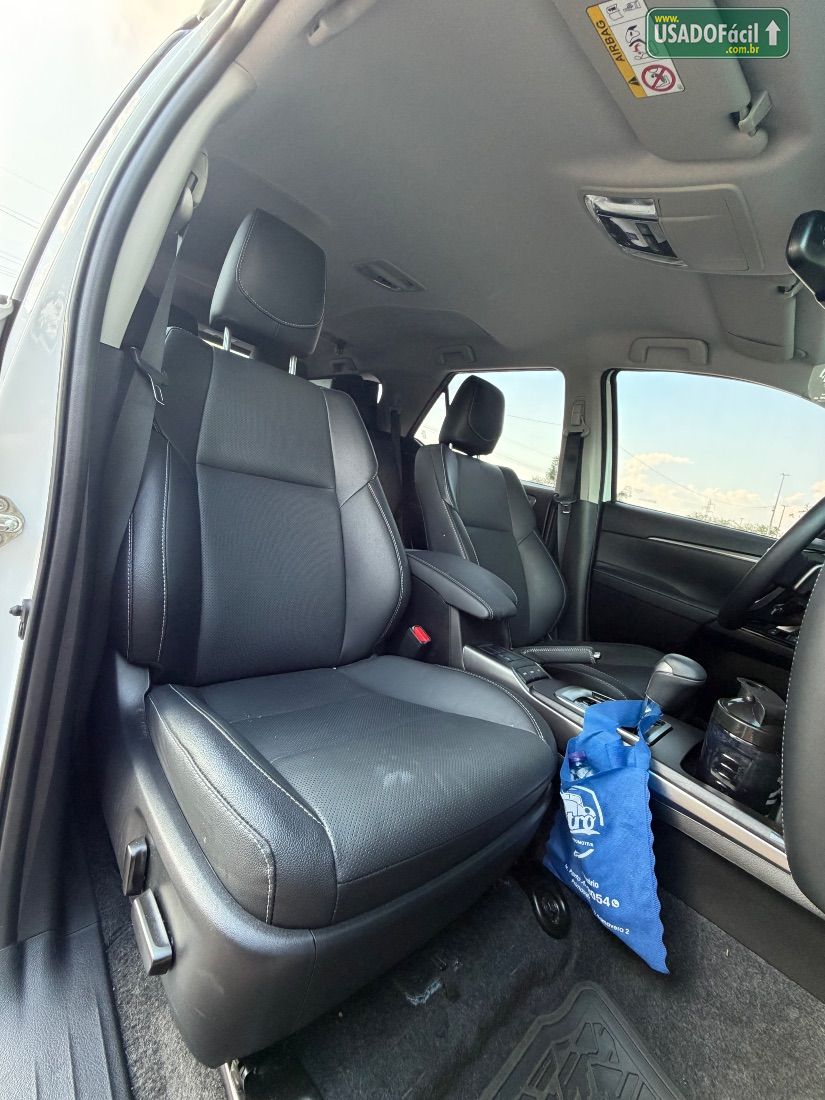 Toyota Hilux SW4 SRX Platinum 2.8 4x4 Turbo Automático Diesel 2024/2024 — foto 14 de 14