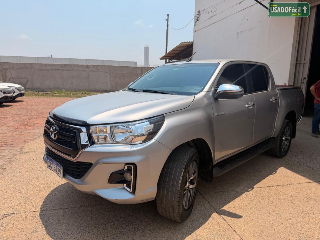Toyota Hilux SRV CD 2.7 4X2 Automático Flex 2018/2019 — foto 3 de 10