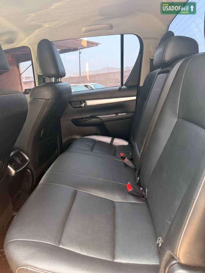 Toyota Hilux SRV CD 2.7 4X2 Automático Flex 2018/2019 — foto 9 de 10