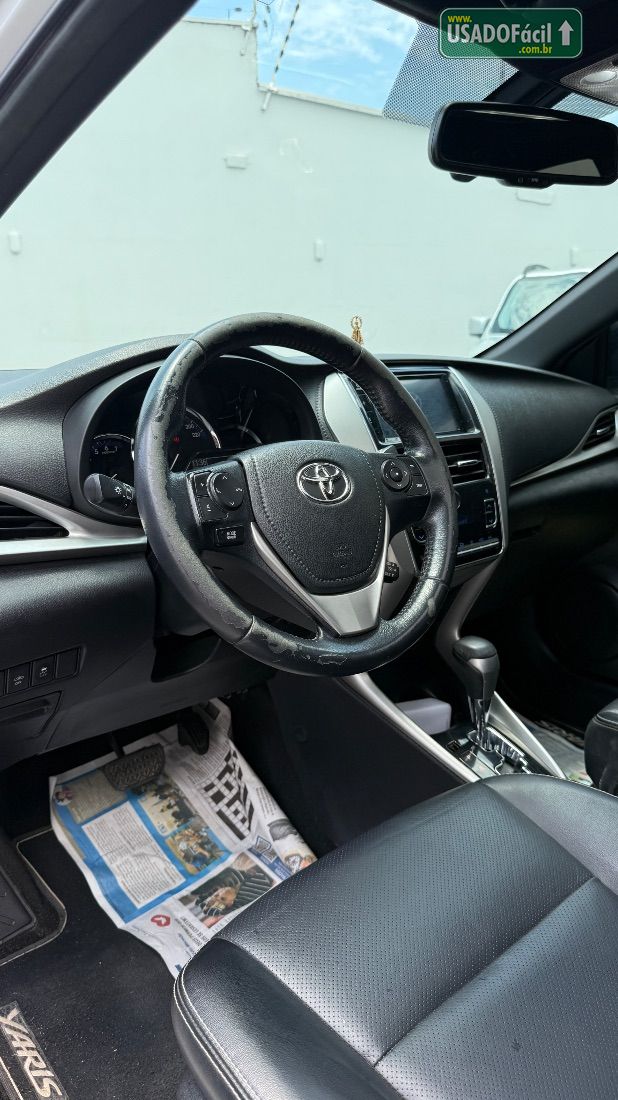 Toyota Yaris Hatch XLS Connect 1.5 Automático Flex 2020/2021 — foto 6 de 14
