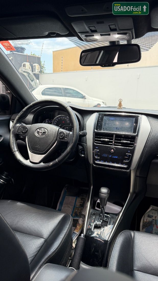 Toyota Yaris Hatch XLS Connect 1.5 Automático Flex 2020/2021 — foto 7 de 14