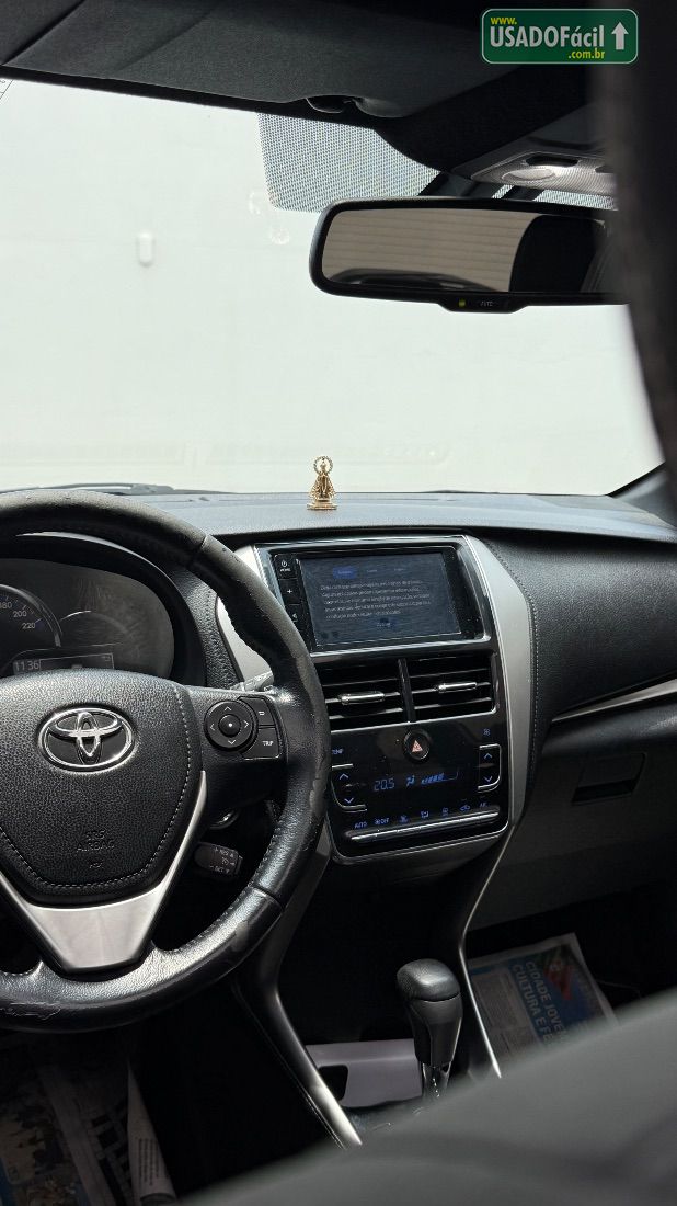 Toyota Yaris Hatch XLS Connect 1.5 Automático Flex 2020/2021 — foto 8 de 14