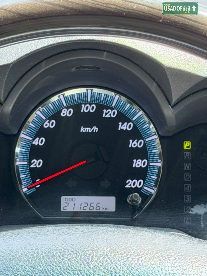 Toyota Hilux SW4 SRV D4-D 3.0 4x4 TDI Automático Diesel 2014/2014 — foto 13 de 17