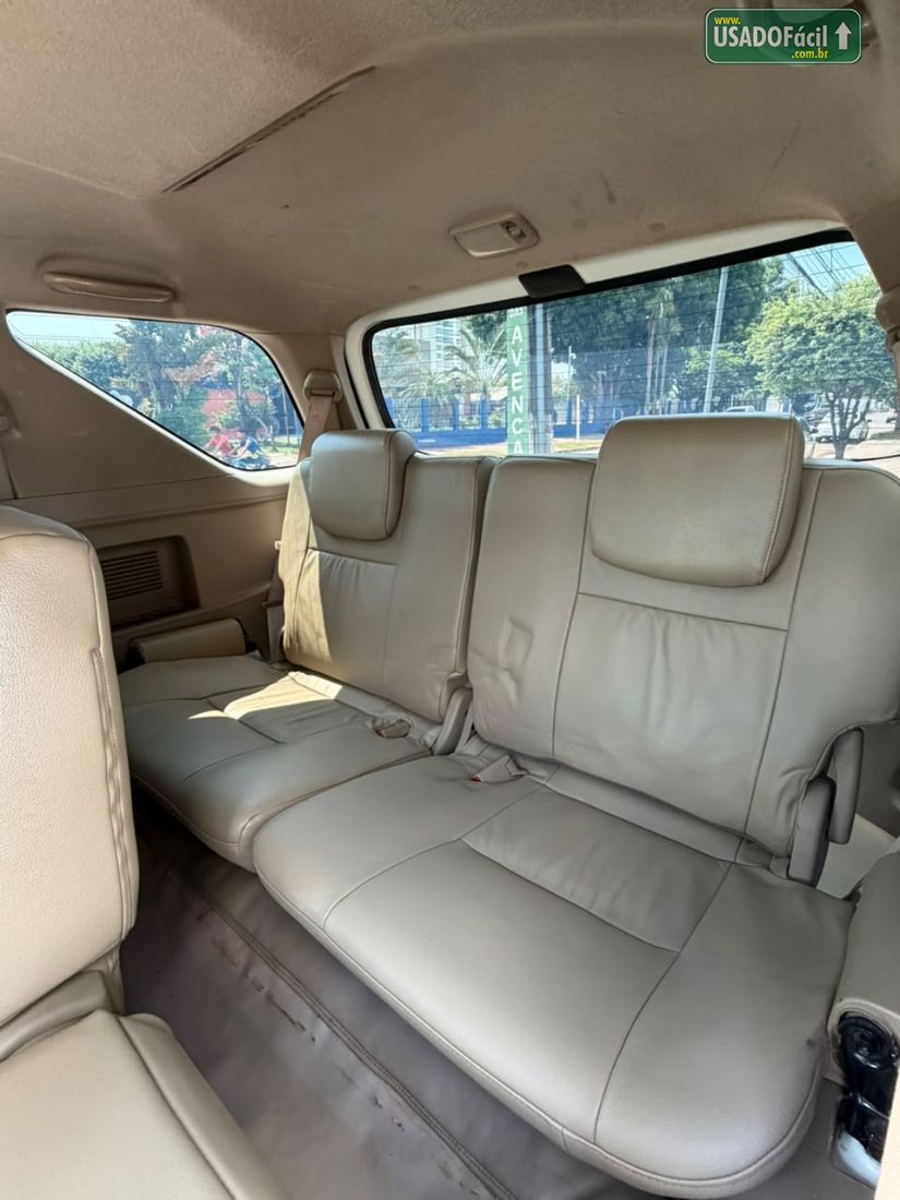 Toyota Hilux SW4 SRV D4-D 3.0 4x4 TDI Automático Diesel 2014/2014 — foto 8 de 17