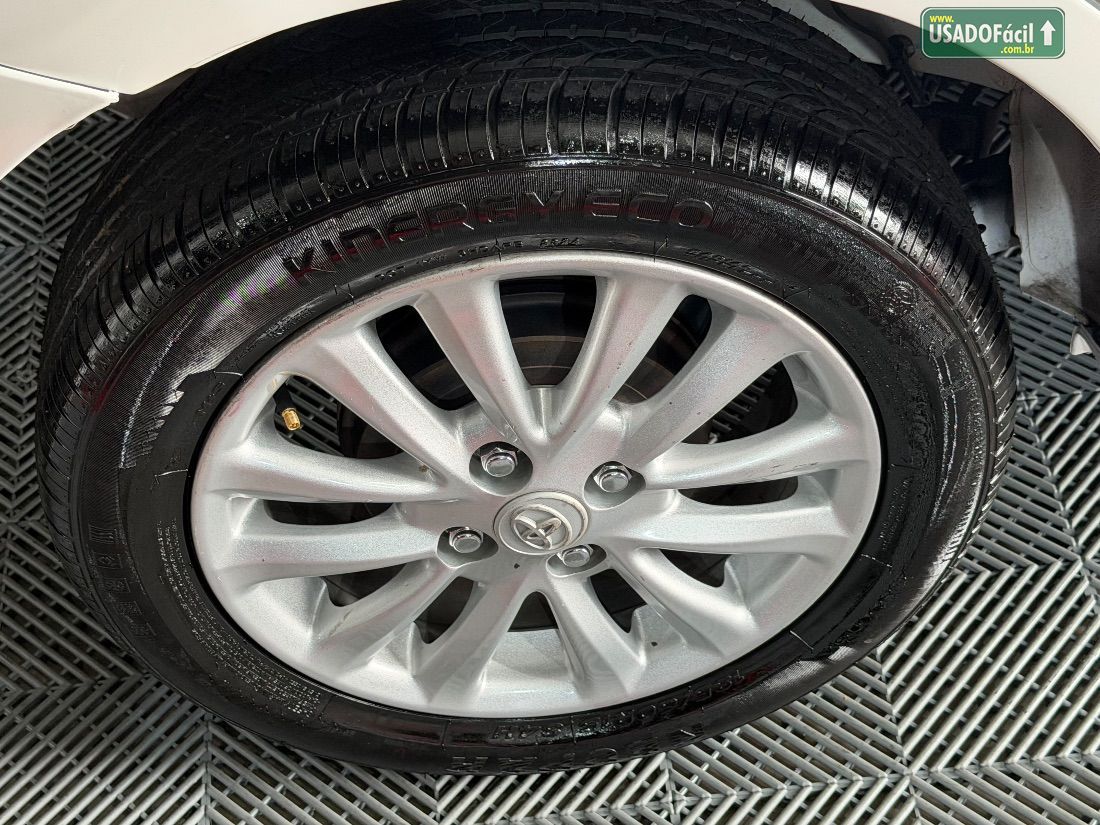 Toyota Etios Hatch XLS 1.5 Mecânico Flex 2013/2013 — foto 14 de 14