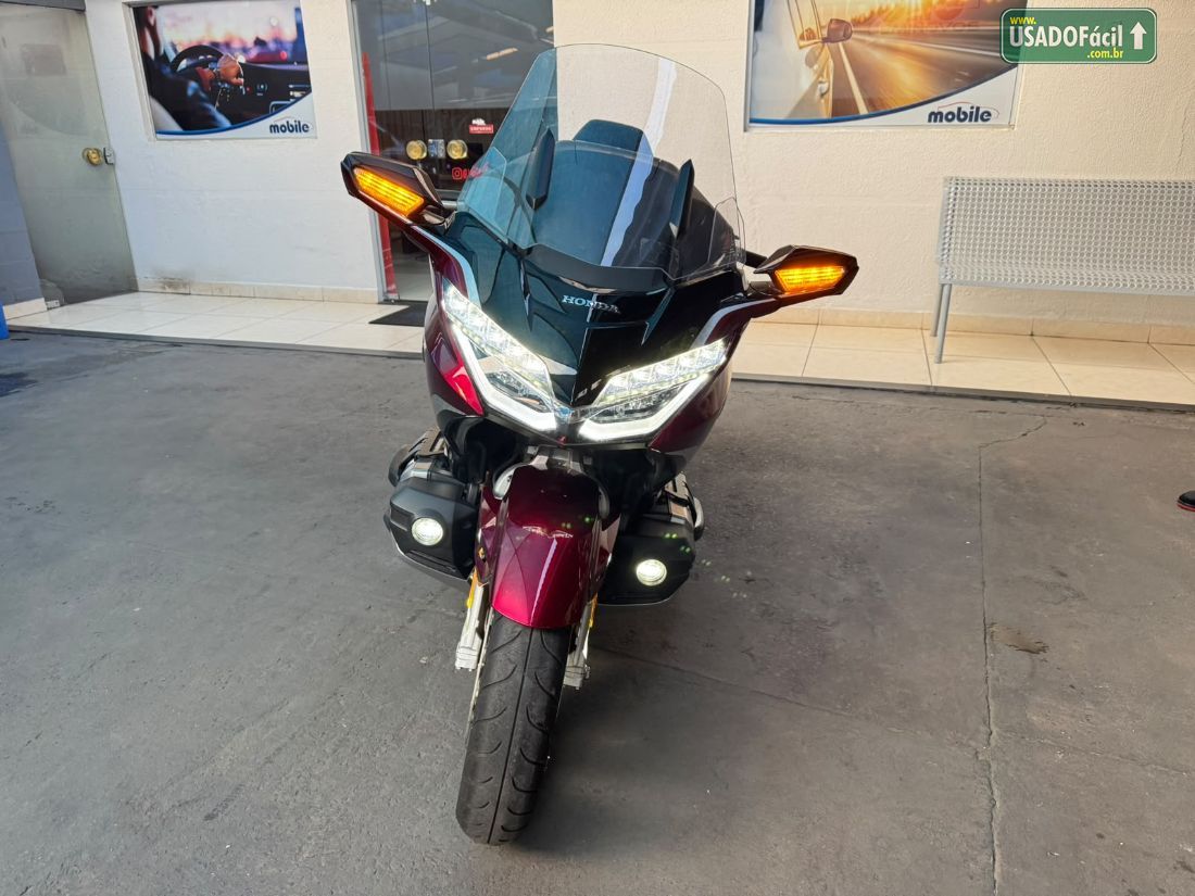 Honda GOLD WING TOUR 1800 2022/2023 — foto 2 de 11