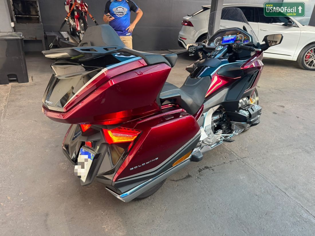 Honda GOLD WING TOUR 1800 2022/2023 — foto 4 de 11