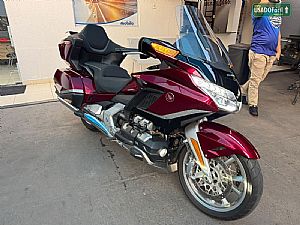 Honda GOLD WING TOUR 1800