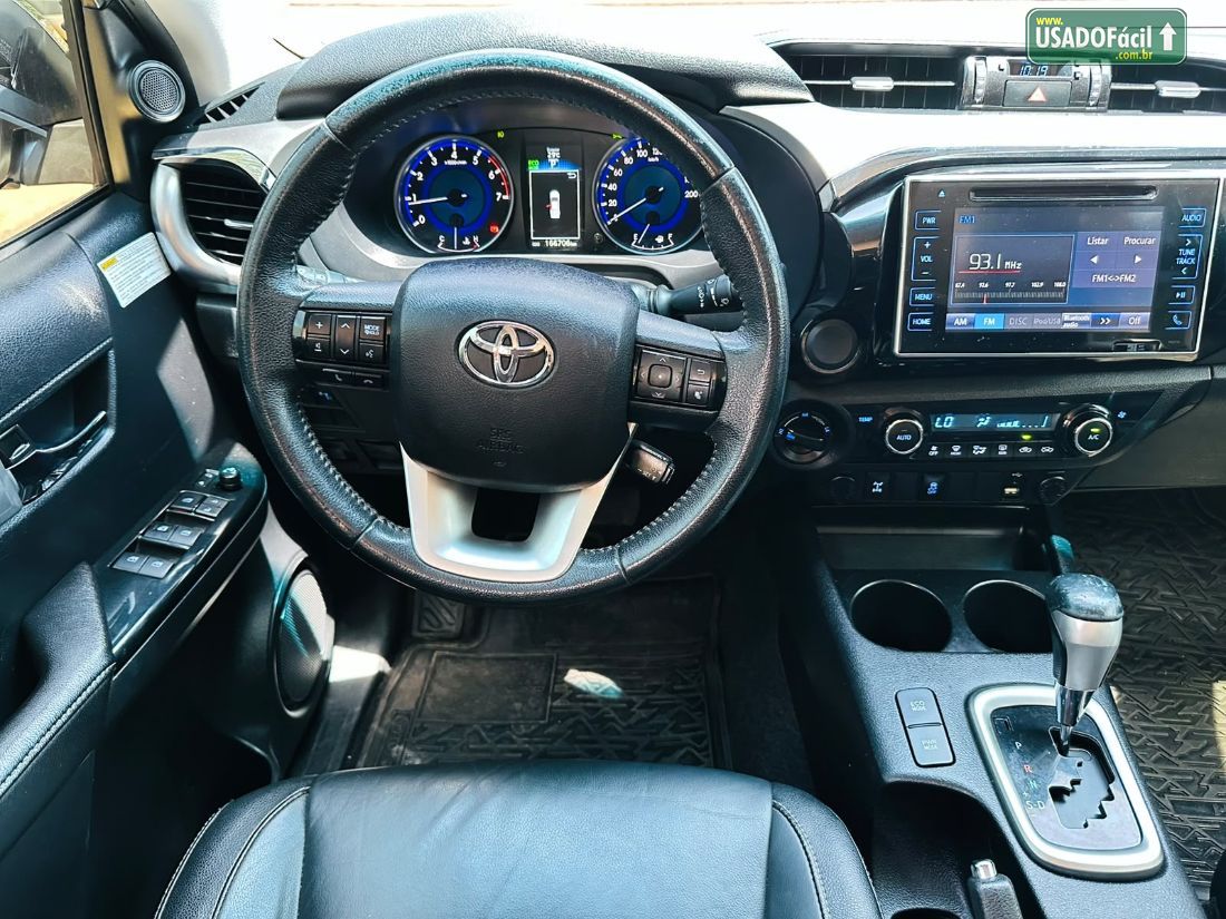 Toyota Hilux SRV CD 2.7 4x4 Automático Flex 2017/2017 — foto 10 de 18