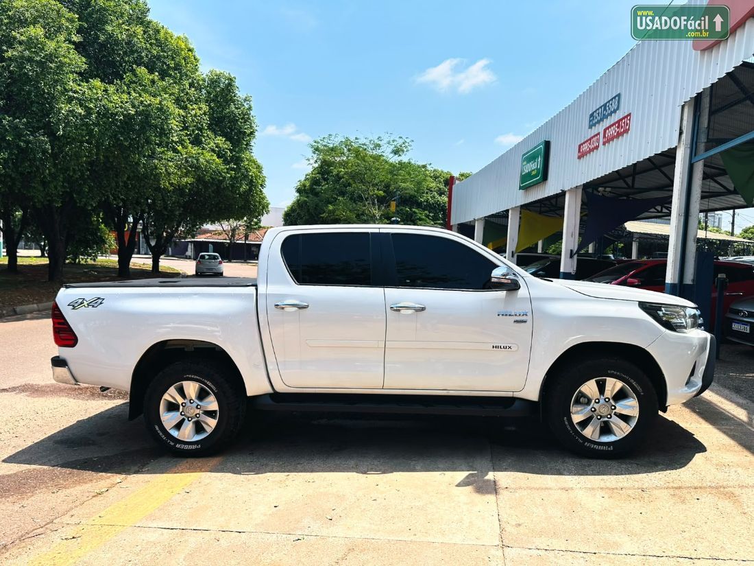 Toyota Hilux SRV CD 2.7 4x4 Automático Flex 2017/2017 — foto 18 de 18