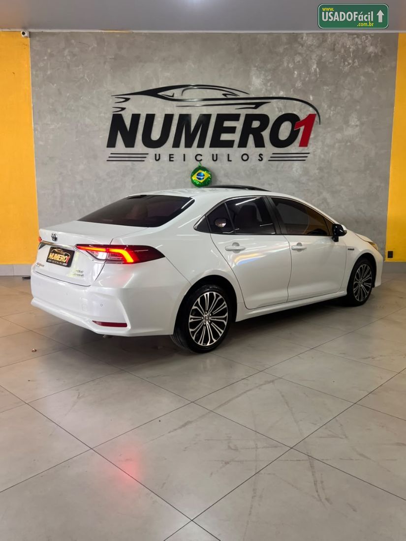 Toyota Corolla Altis Premium Hybrid 1.8 Automático Flex Híbrido 2022/2023 — foto 4 de 17