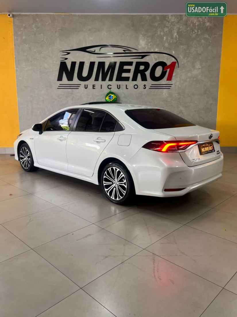 Toyota Corolla Altis Premium Hybrid 1.8 Automático Flex Híbrido 2022/2023 — foto 6 de 17