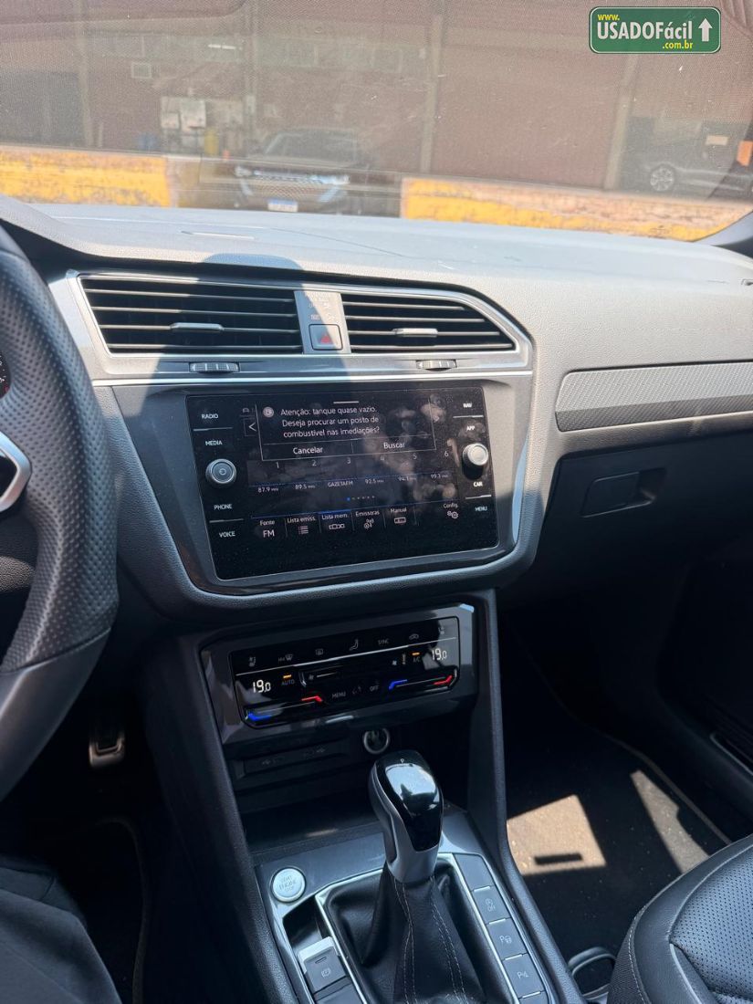 Volkswagen Tiguan Allspace R-Line 300 TSI 2.0 2024/2024 — foto 10 de 12