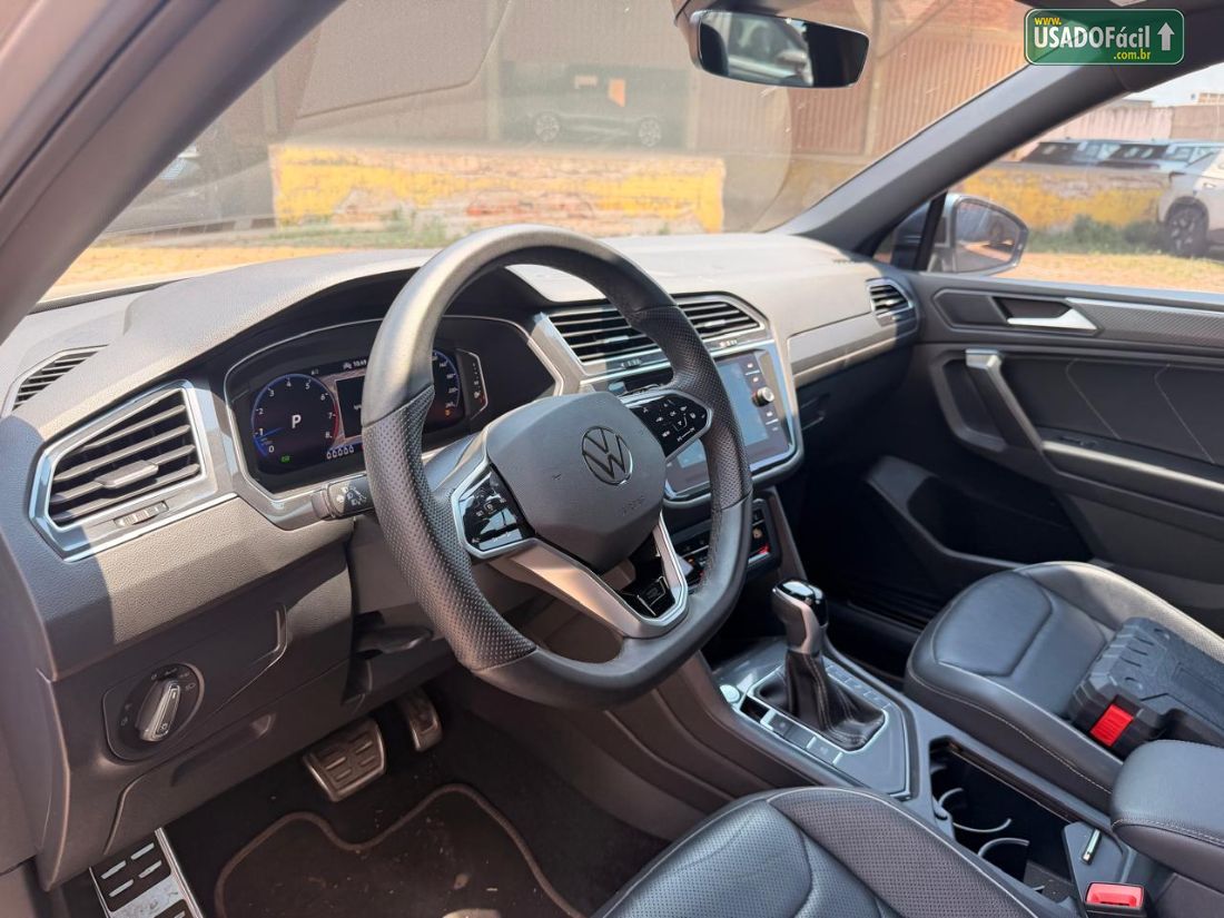 Volkswagen Tiguan Allspace R-Line 300 TSI 2.0 2024/2024 — foto 9 de 12
