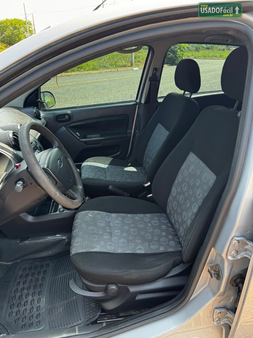 Ford Fiesta Hatch 1.0 5P Flex 2013/2013 — foto 8 de 11