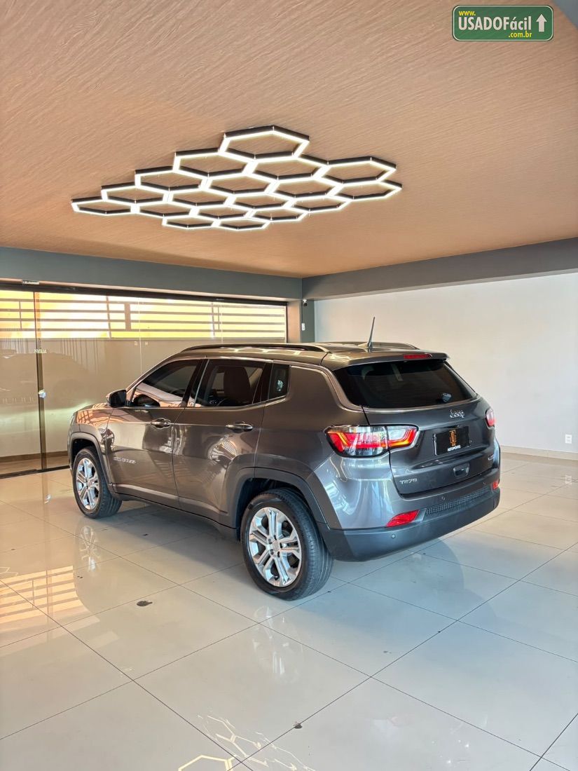 Jeep Compass Longitude T270 1.3 Turbo 4x2 Automático Flex 2022/2022 — foto 6 de 13