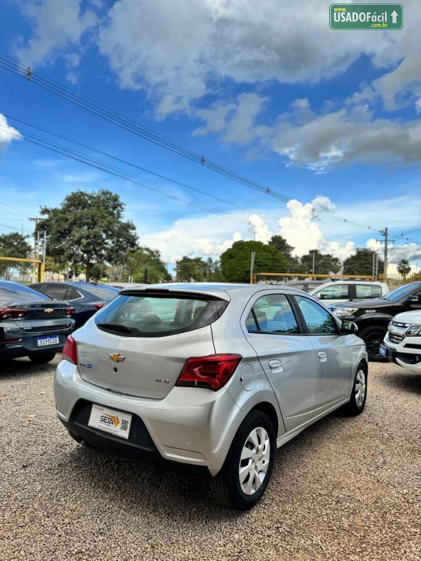 CHEVROLET/GM Onix Hatch LT 1.4 Mecânico Flex 2017/2018 — foto 3 de 5