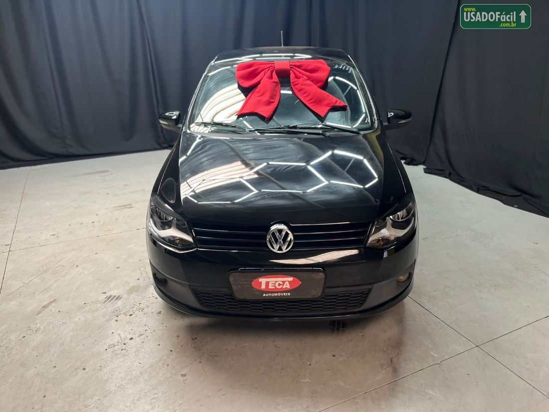 Volkswagen Fox 1.0 Mi 4P Total Flex 2010/2011 — foto 2 de 17
