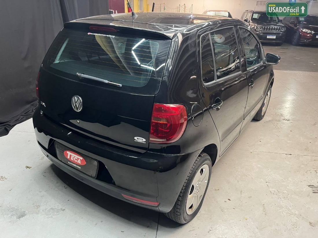 Volkswagen Fox 1.0 Mi 4P Total Flex 2010/2011 — foto 7 de 17