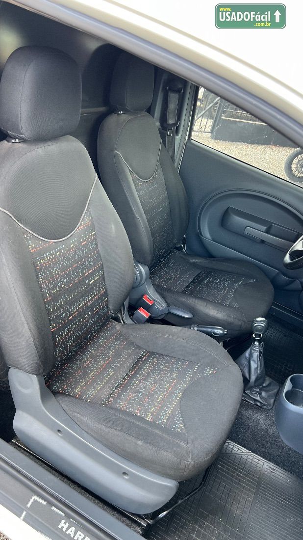 Fiat Fiorino Furgão Hard Working 1.4 Flex 2018/2018 — foto 11 de 13