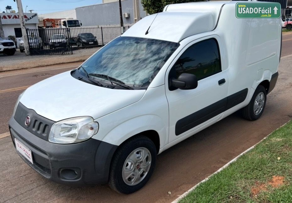 Fiat Fiorino Furgão Hard Working 1.4 Flex 2018/2018 — foto 2 de 13
